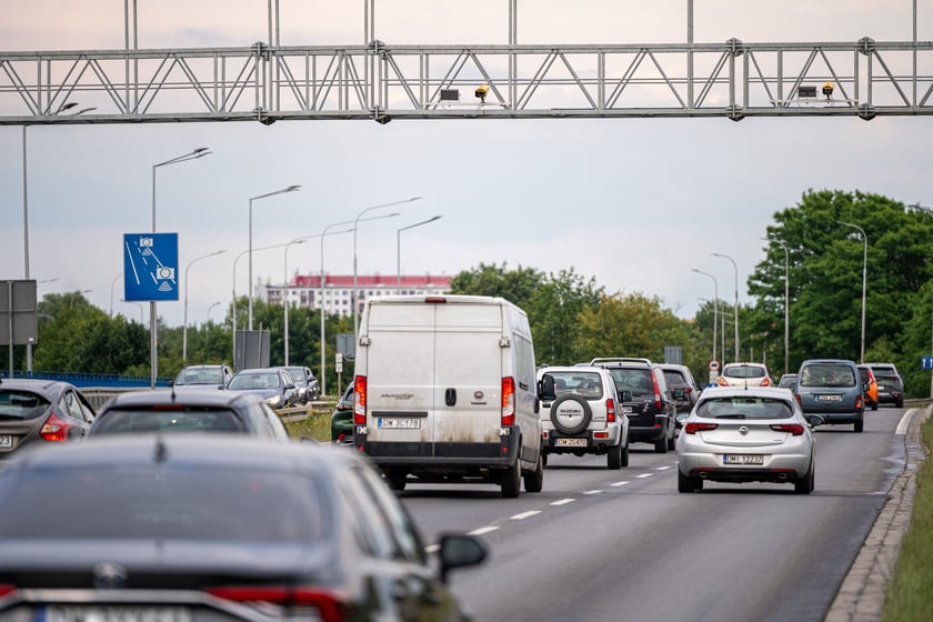 Aleja Sobieskiego i urządzenia odcinkowego pomiaru prędkości, czerwiec 2024